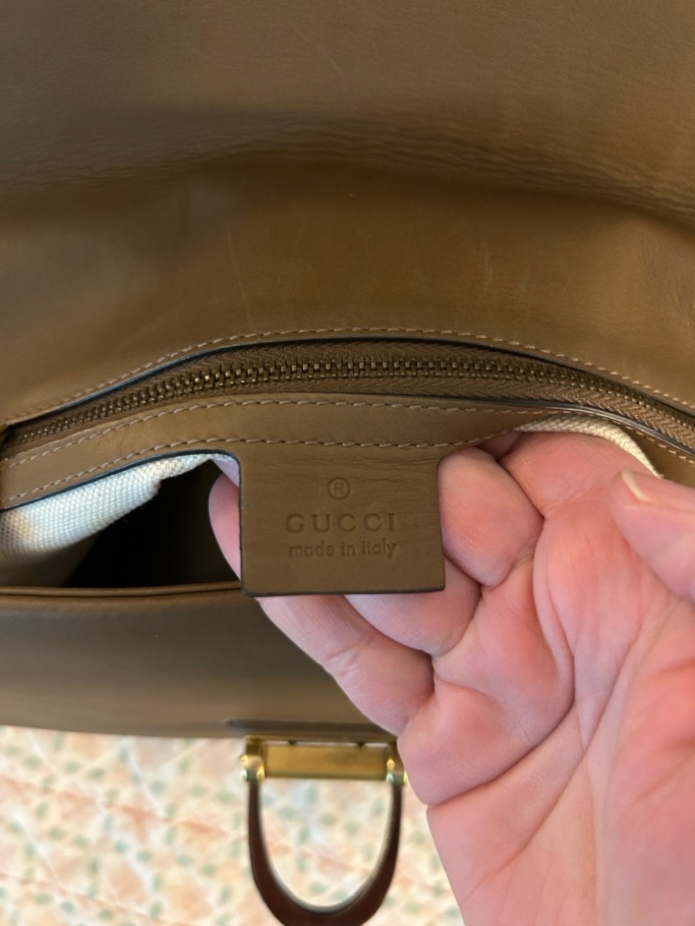 Gucci Derby Shoulder Bag in Cream Canvas and Brown Leather trim - Picture 3 of 17